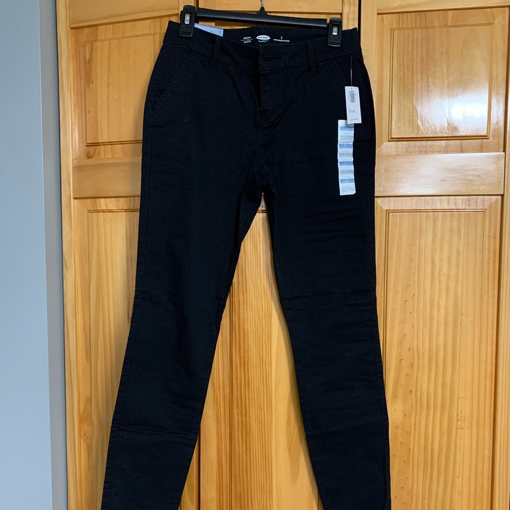 Old navy skinny khakis size 2. NWT